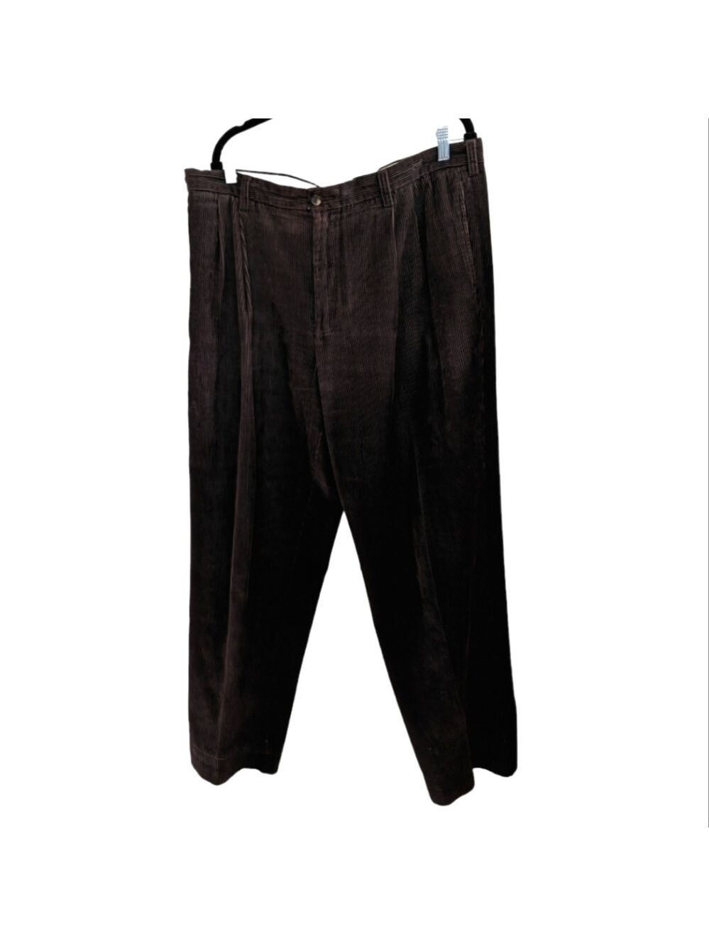 IZOD Dark Brown Corduroy pants 39 X 32 EUC Pleated